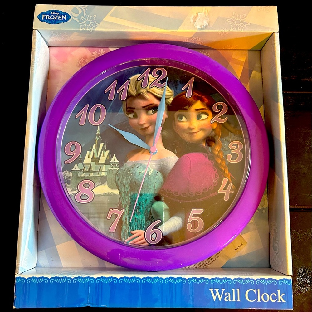 Disney’s Frozen wall clock
